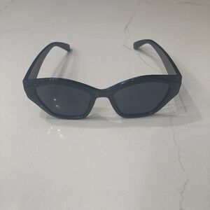 Retro Black and Black Rhinestone Sunglasses